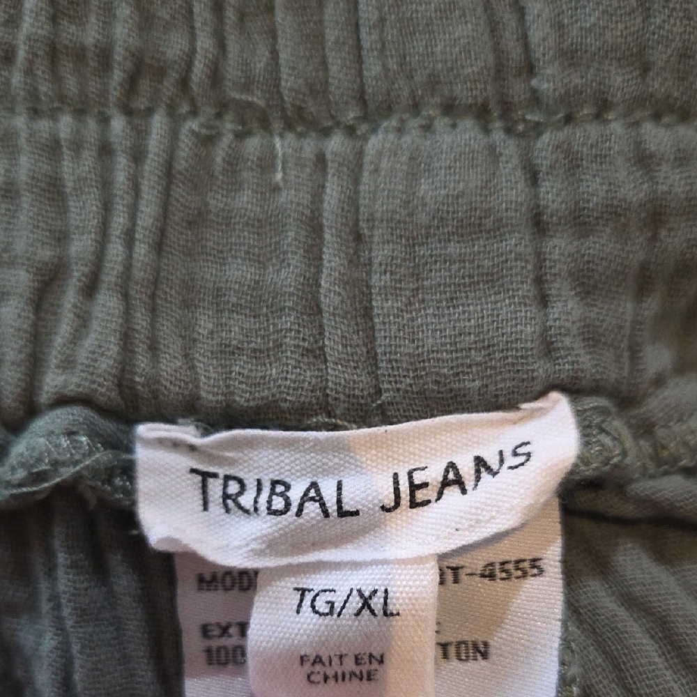 Women's Straight Leg Pants - Green